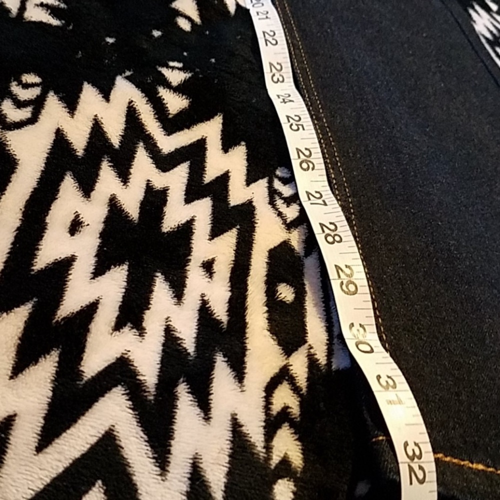 NWT Levi Jeans - Picture 6 of 6